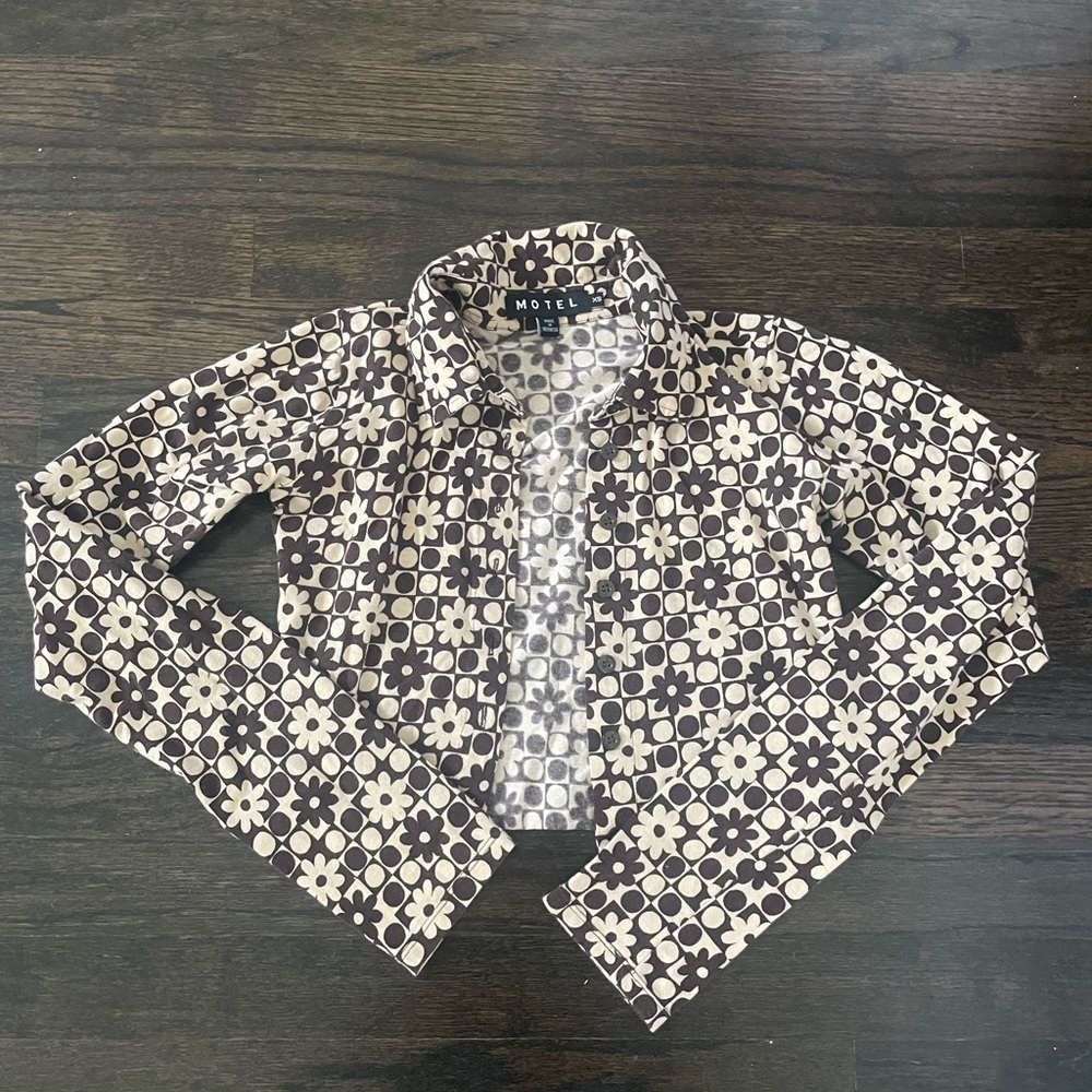 Motel rocks small top flower design